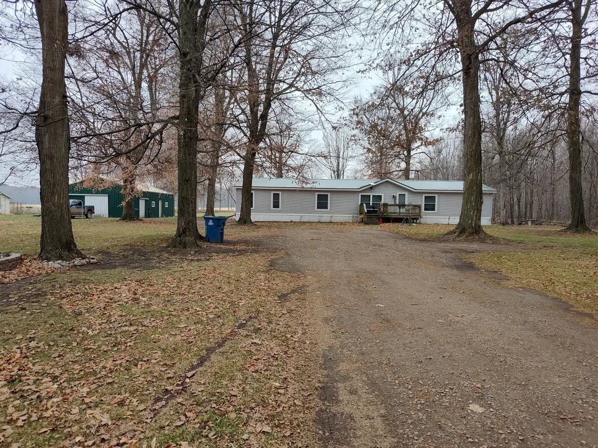 1233 Robinson Road, Quincy, MI 49082 - Image #1