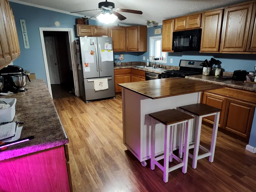 1233 Robinson Road, Quincy, MI 49082 - Image #3