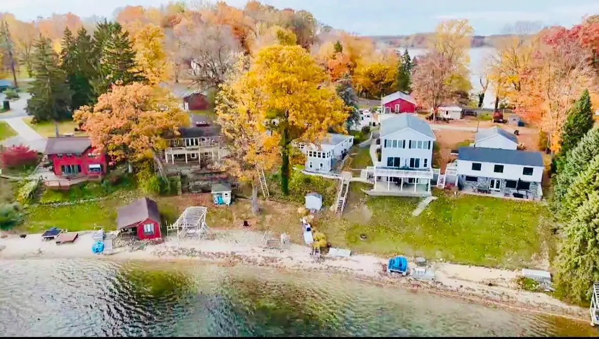 94687 Oak Street, Dowagiac, MI 49047 - Image #1