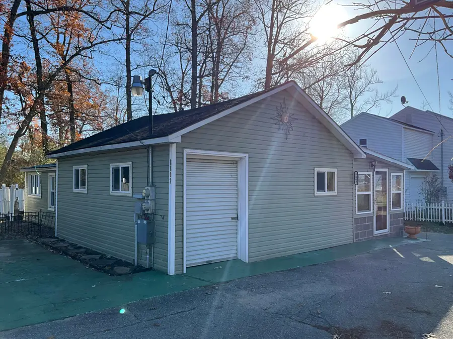 8802 66th Street Se, Alto, MI 49302 - Image #2