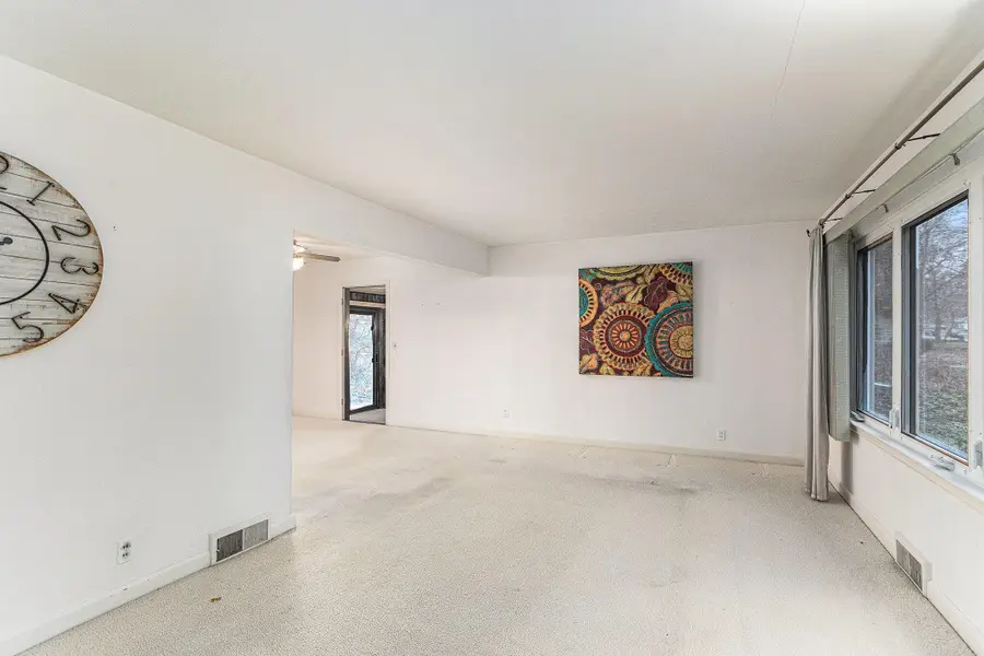 215 W Hamilton Lane, Battle Creek, MI 49015 - Image #3