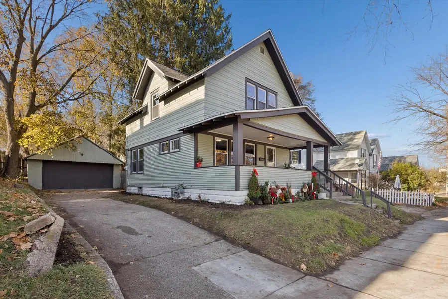 843 Clancy Avenue Ne, Grand Rapids, MI 49503 - Image #2