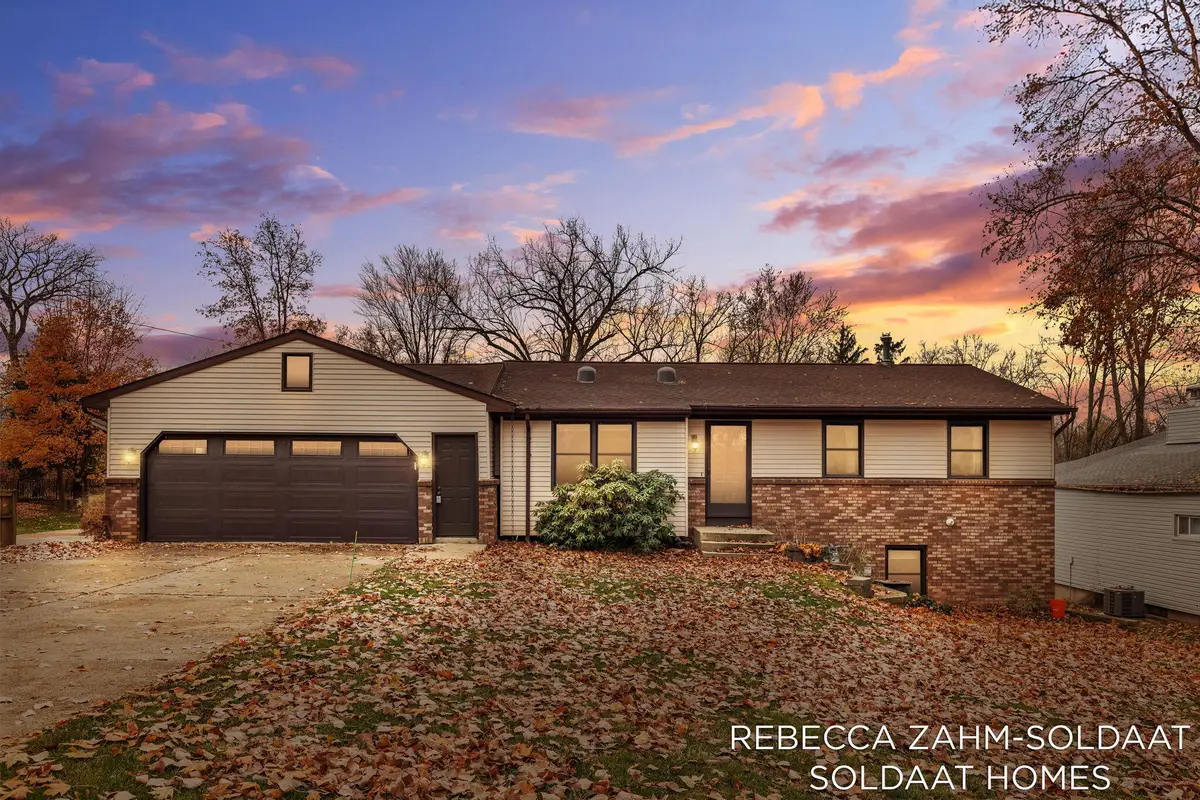 2370 Kent Boulevard Ne, Grand Rapids, MI 49503 - Image #1