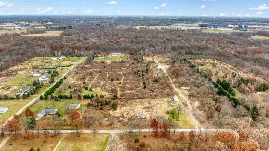 12695 Dearmyer Road, Brooklyn, MI 49230 - Image #2