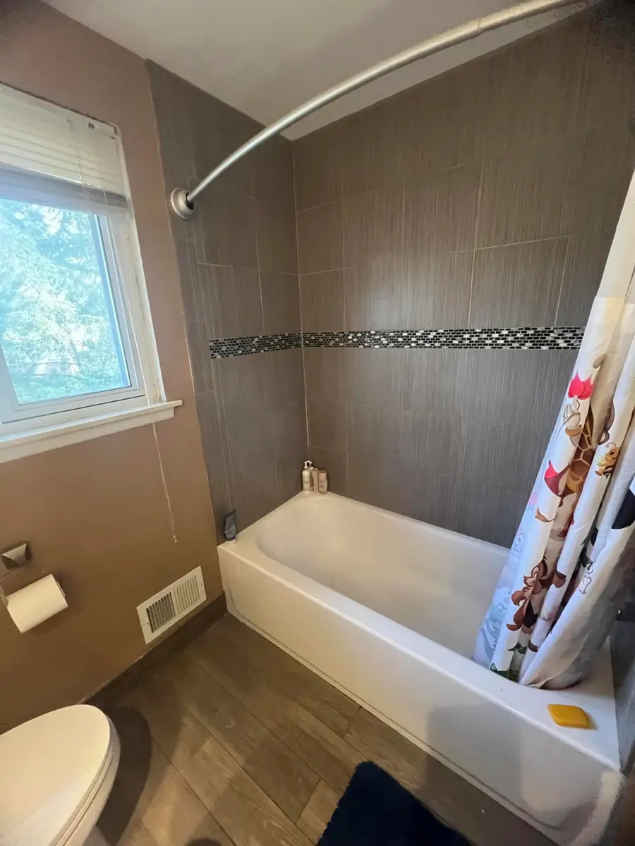 28400 Valley Forge Street, Southfield, MI 48076 - Image #3