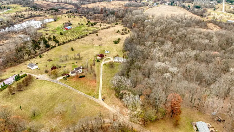 1268 Maple Lane, Brooklyn, MI 49230 - Image #3