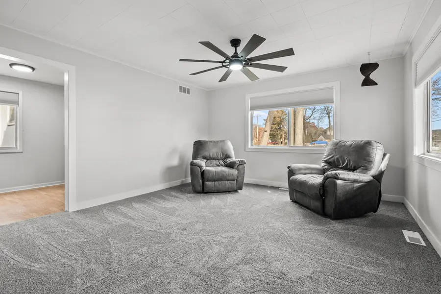 646 S Shore Drive, Portage, MI 49002 - Image #3