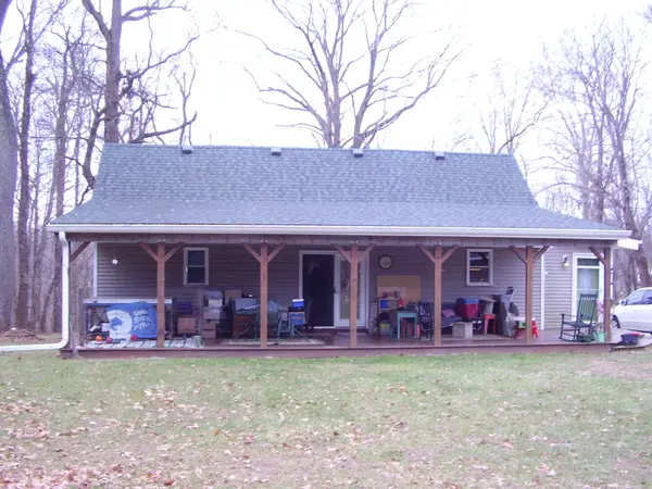 7781 W Hagar Shore Road, Coloma, MI 49038