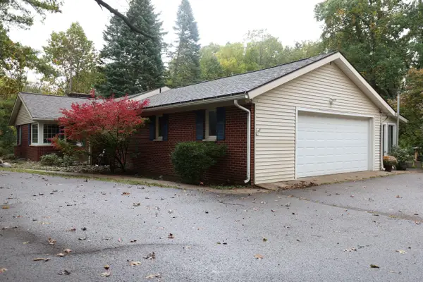 921 W Kilgore Road, Portage, MI 49024