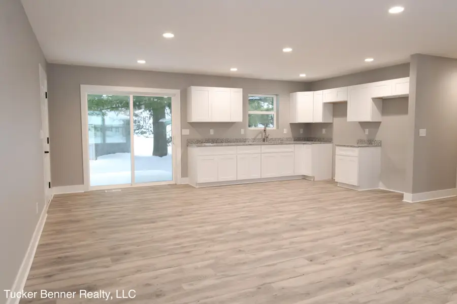 518 S Sullivan Avenue, Fremont, MI 49412 - Image #3