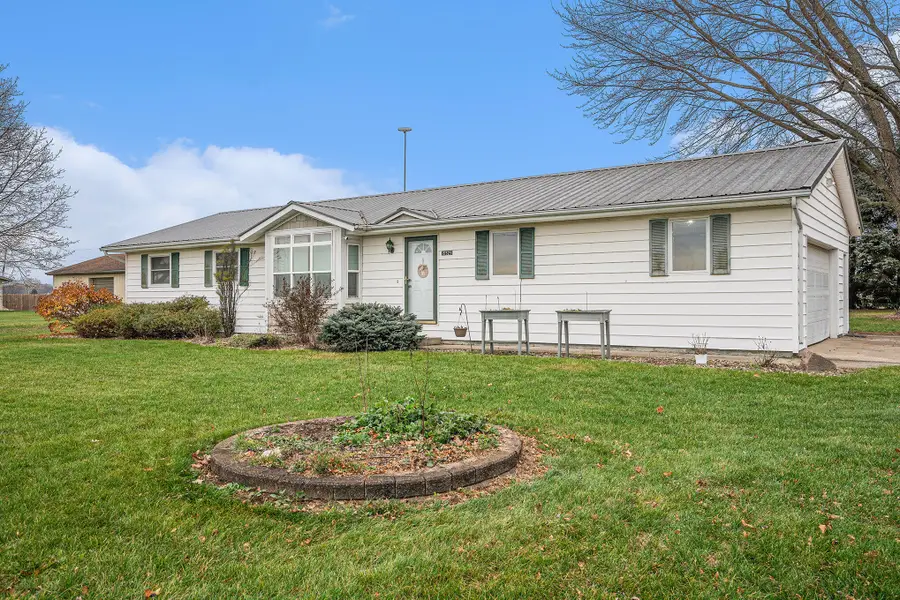 15525 Lake Road, White Pigeon, MI 49099 - Image #2