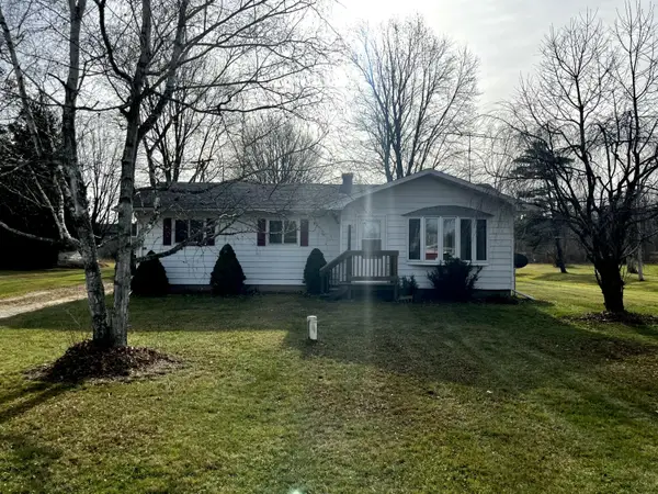 5360 Almy Road, Vestaburg, MI 48891