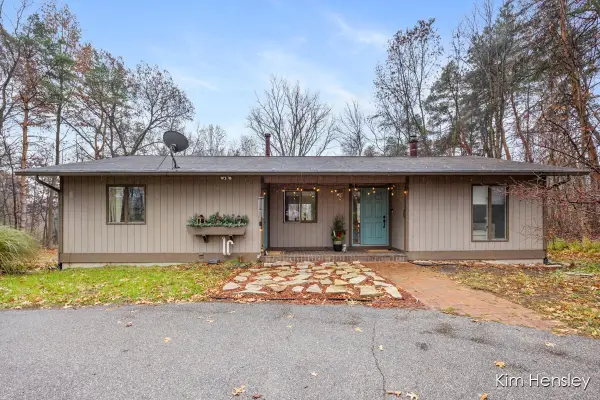 4736 Burton Street Se, Grand Rapids, MI 49546