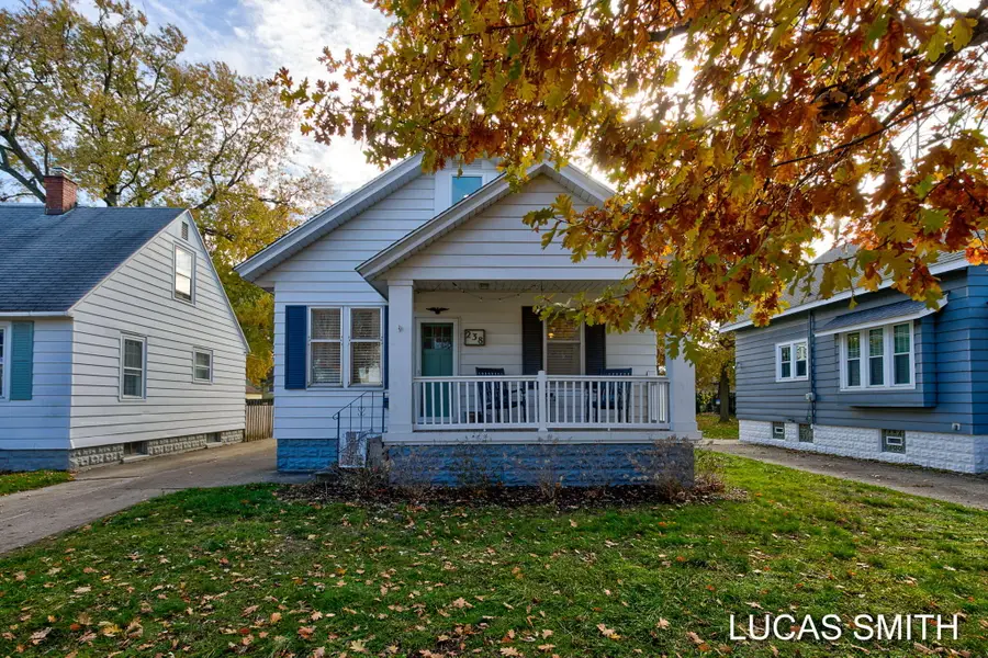 238 W 24th Street, Holland, MI 49423 - Image #2