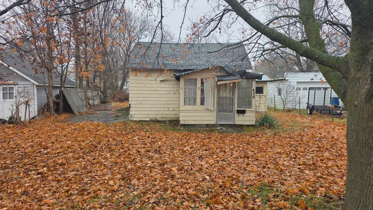 402 Pine Street, Shelby, MI 49455 - Image #1