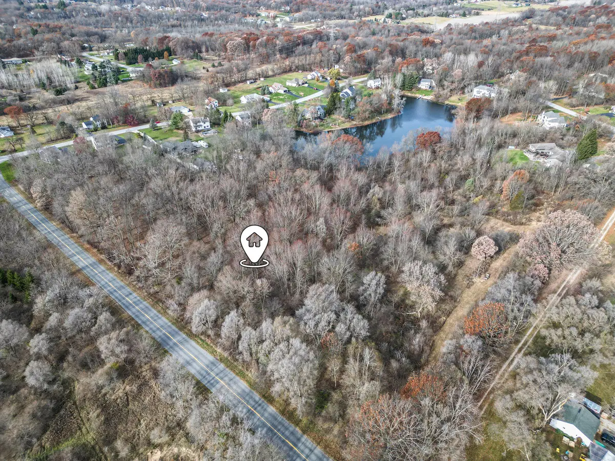 6769 Summerhill Drive Se, Alto, MI 49302 - Image #1