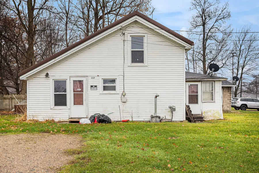 207 S Capital Avenue, Athens, MI 49011 - Image #2