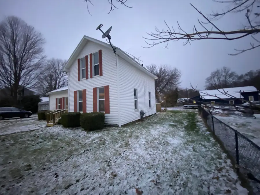 217 Cedar Street, Paw Paw, MI 49079 - Image #3
