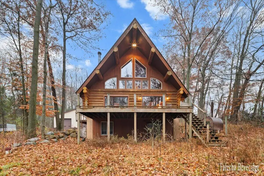 16550 Tyrone Avenue, Kent City, MI 49330 - Image #2