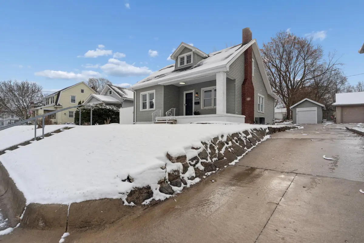 1207 W Michigan Avenue, Jackson, MI 49202 - Image #1