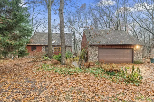 8032 Chapel Road, Niles, MI 49120