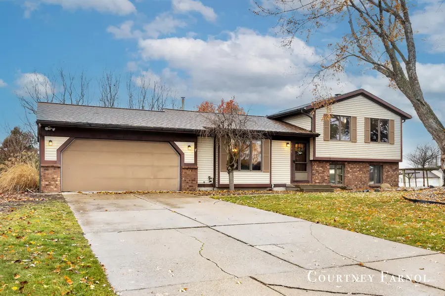 5795 Brookfarm Drive Se, Grand Rapids, MI 49508 - Image #3