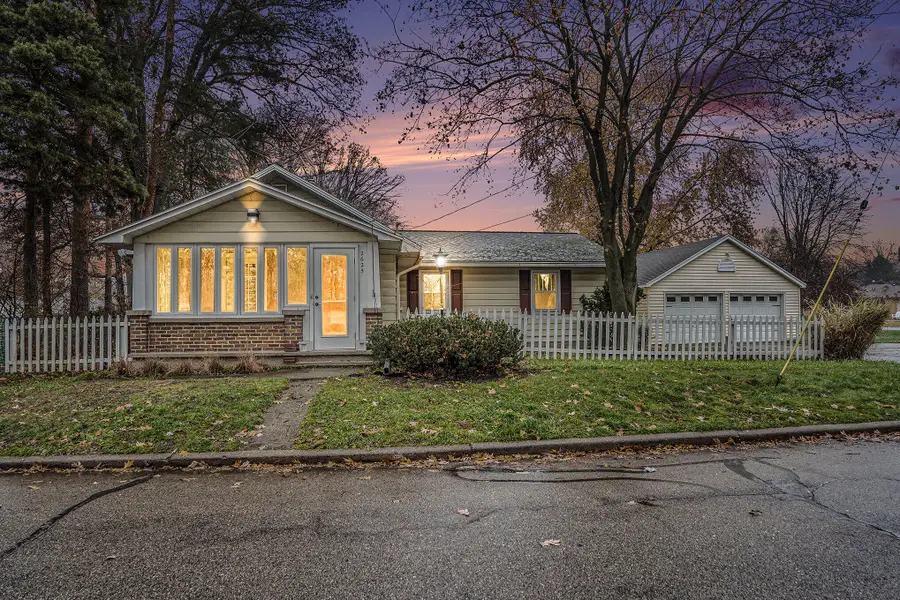 2625 Seventh Street Nw, Grand Rapids, MI 49504 - Image #2