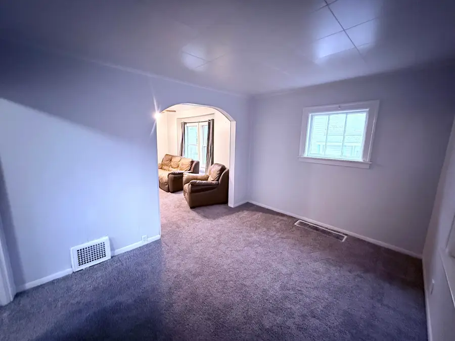 1317 Illinois Avenue, Lansing, MI 48906 - Image #3