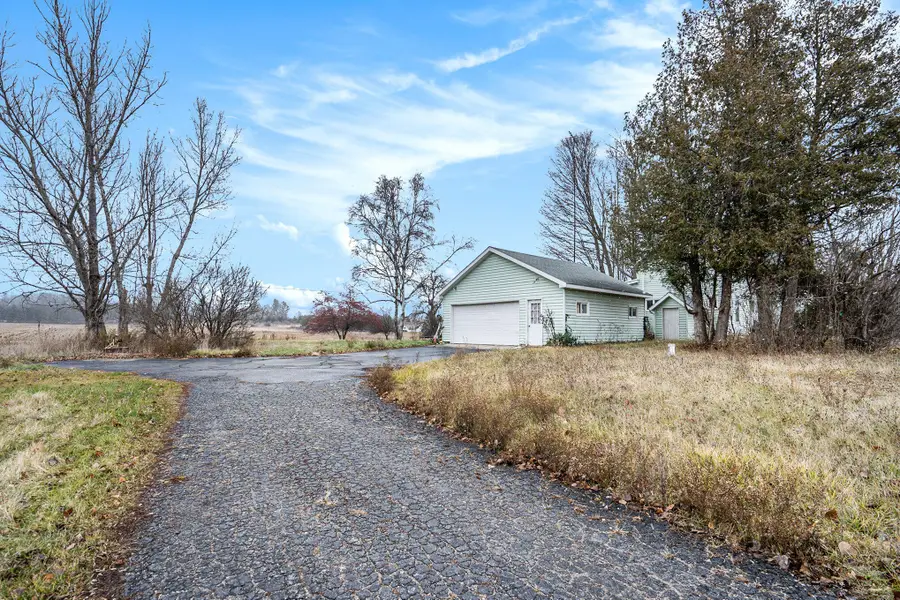 1088 W Remus Road, Mount Pleasant, MI 48858 - Image #2