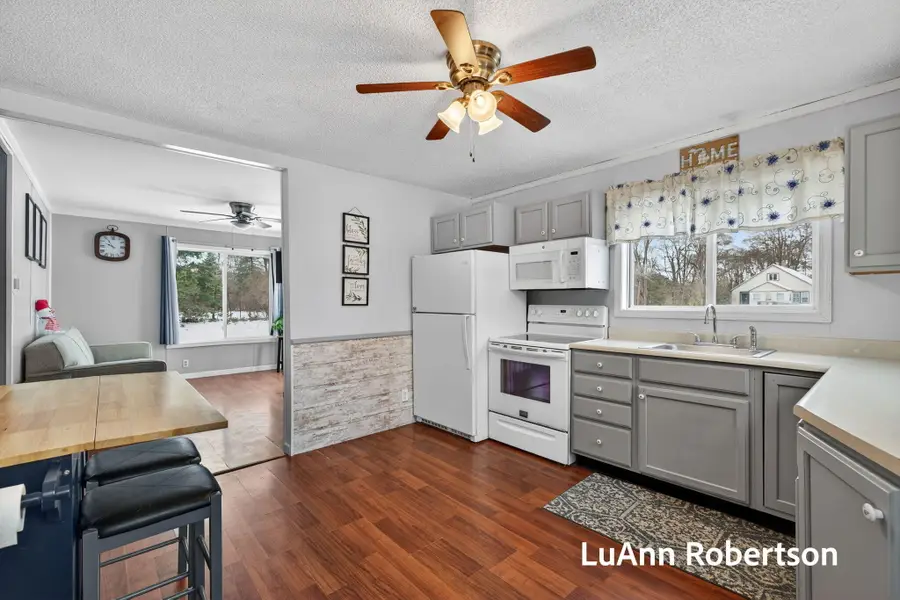 12838 Lincoln Street, Grand Haven, MI 49417 - Image #3