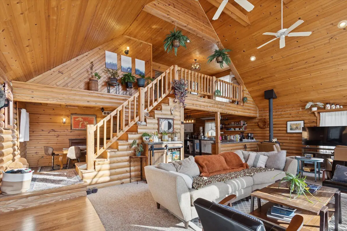 8484 N Rollin Highway, Addison, MI 49220 - Image #1