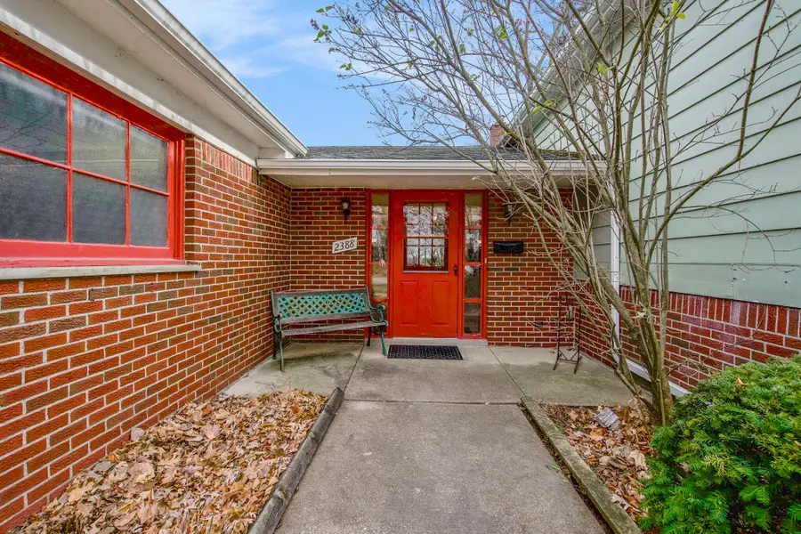 2388 Nixon Road, Ann Arbor, MI 48105 - Image #3