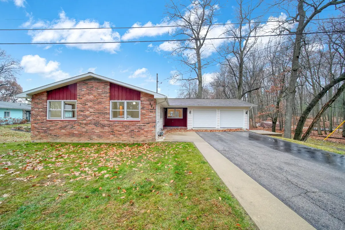 385 Wood Hills Drive, Concord, MI 49237 - Image #1