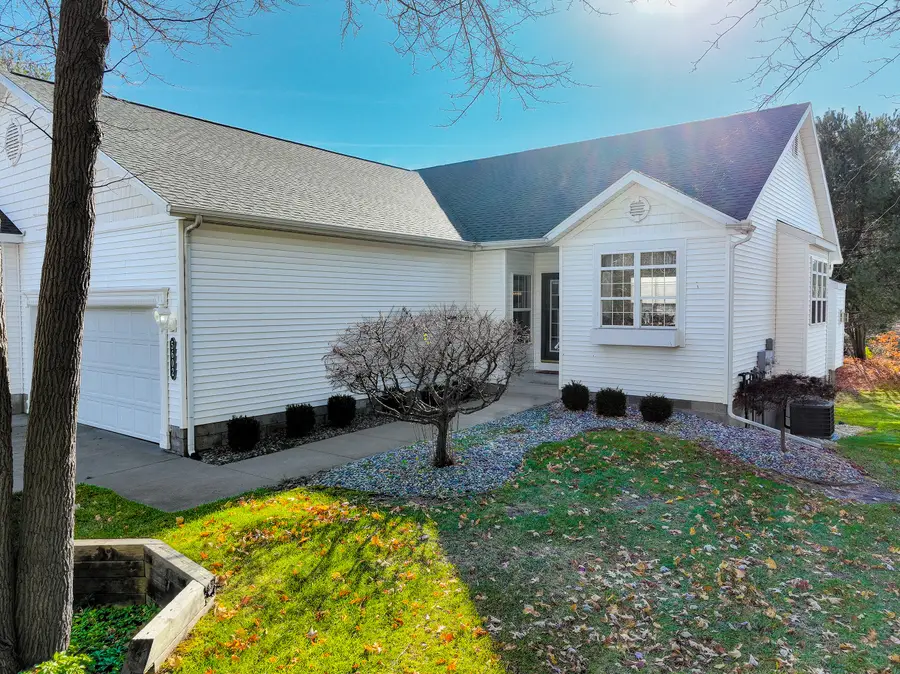 5602 Stillwater Trail, Fruitport, MI 49415 - Image #2