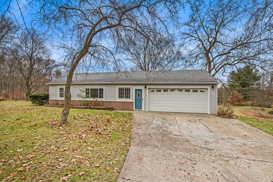 66017 Conrad Road, Edwardsburg, MI 49112 - Image #2