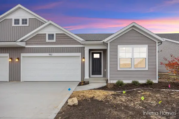 982 Scioto Drive Nw #3, Comstock Park, MI 49321