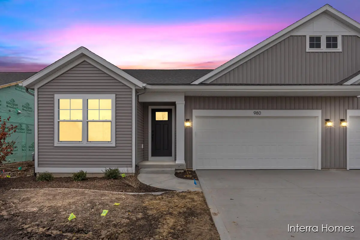 980 Scioto Drive Nw #4, Comstock Park, MI 49321 - Image #1