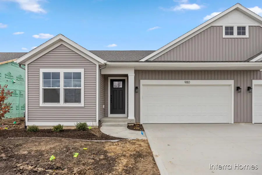 980 Scioto Drive Nw #4, Comstock Park, MI 49321 - Image #2