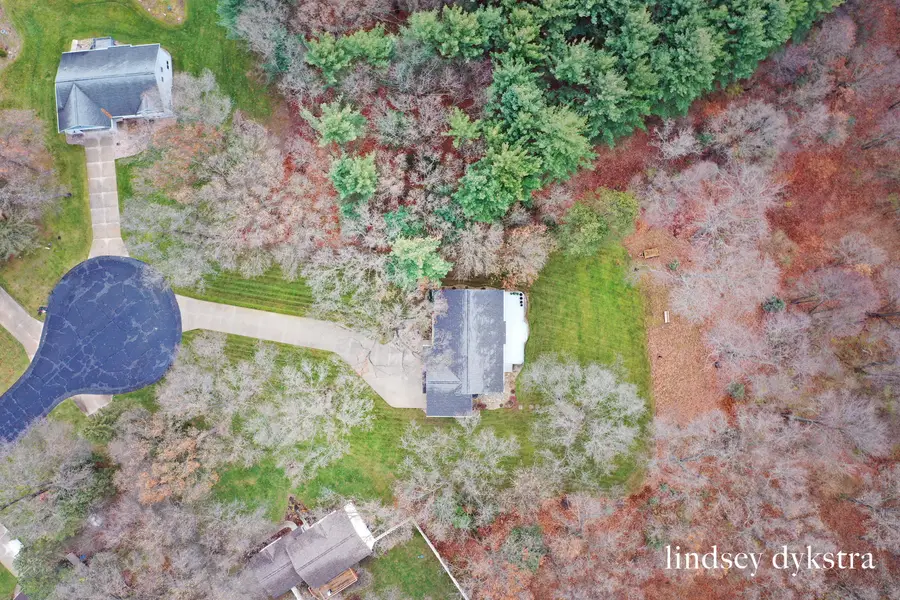 11453 Holmden Court Ne, Rockford, MI 49341 - Image #3