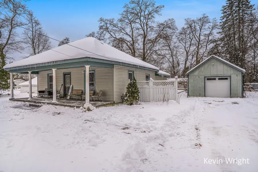 6137 East Street, Twin Lake, MI 49457 - Image #2