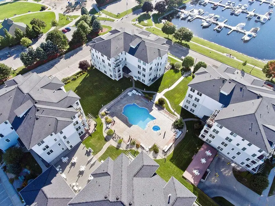 200 S Robert Street #58, Ludington, MI 49431 - Image #2