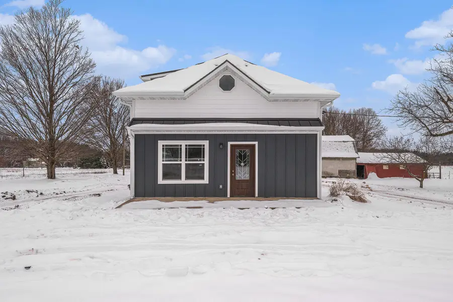 46750 County Road 665, Paw Paw, MI 49079 - Image #2