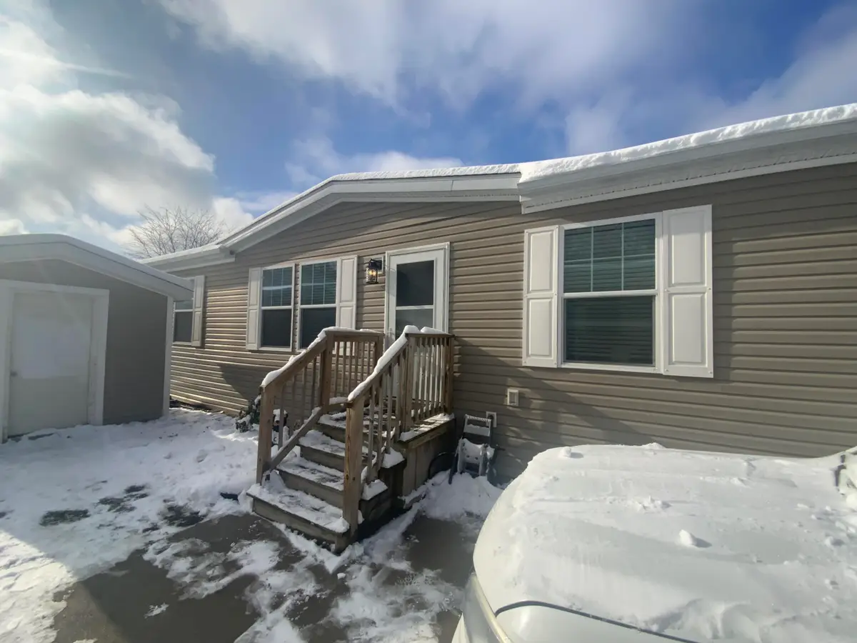 4211 Laurel, Jackson, MI 49201 - Image #1