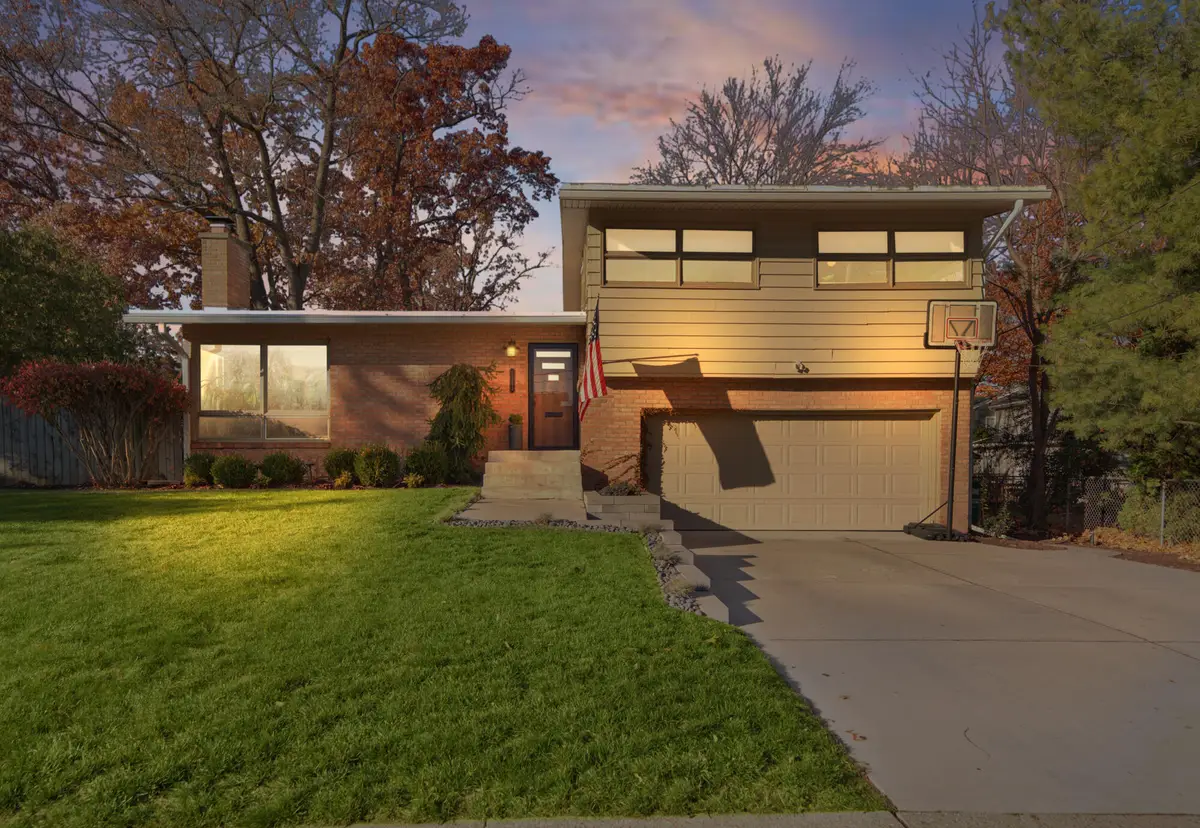 1353 Pinecrest Avenue Se, East Grand Rapids, MI 49506 - Image #1