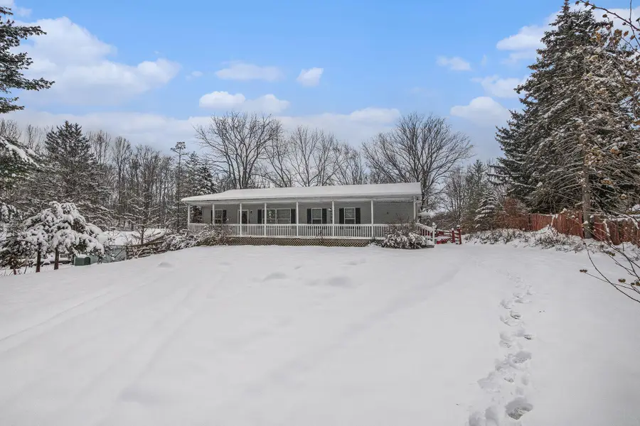 2810 Oak Forest Road, Buchanan, MI 49107 - Image #3