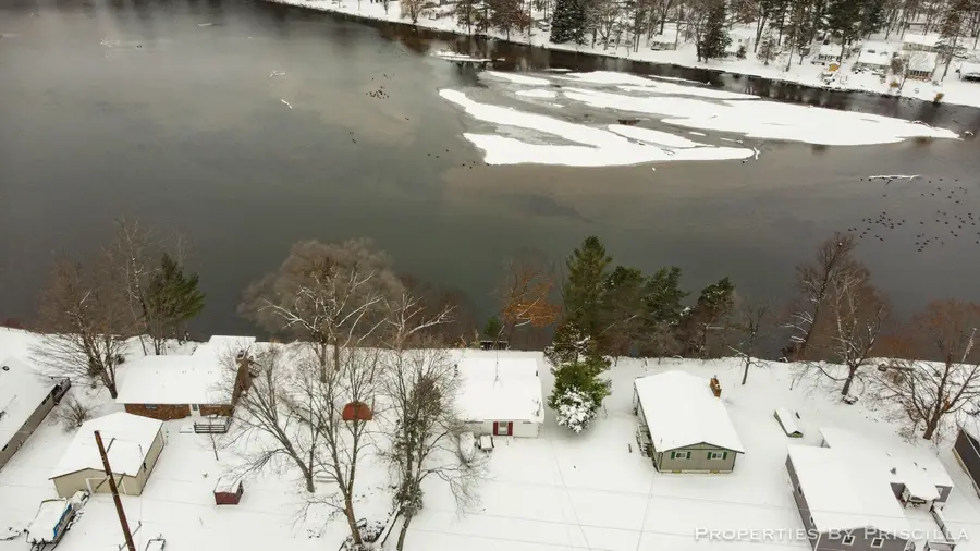 11331 Riverside Drive, Stanwood, MI 49346 - Image #2