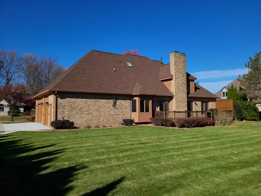 11545 Kings Knight Circle, Grand Blanc, MI 48439 - Image #3