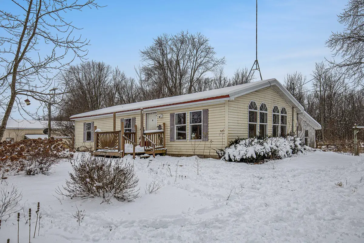 4010 S Brown Road, Sidney, MI 48885 - Image #1