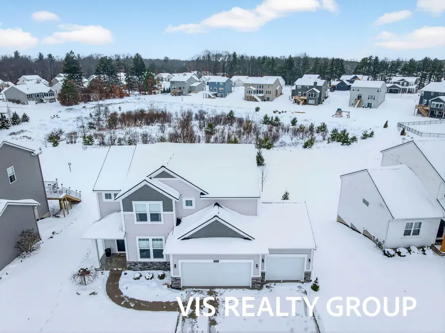 12965 Pine Glen Drive, Grand Haven, MI 49417 - Image #3