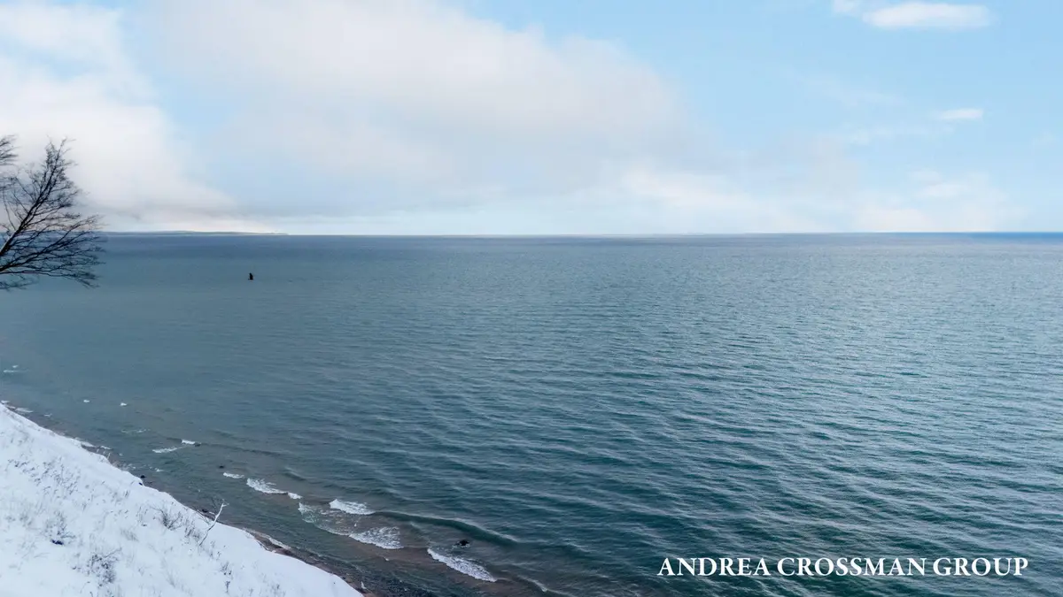 4321 S Lakeshore Drive, Ludington, MI 49431 - Image #1